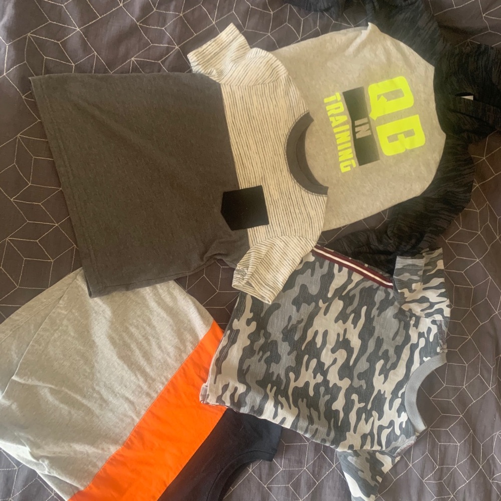 Lot of 4 toddler boys shirts various brands